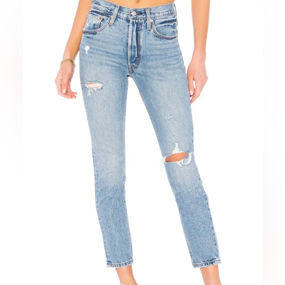 Brand new with tags- Levi’s Wedgie Straight High Rise. Size 27